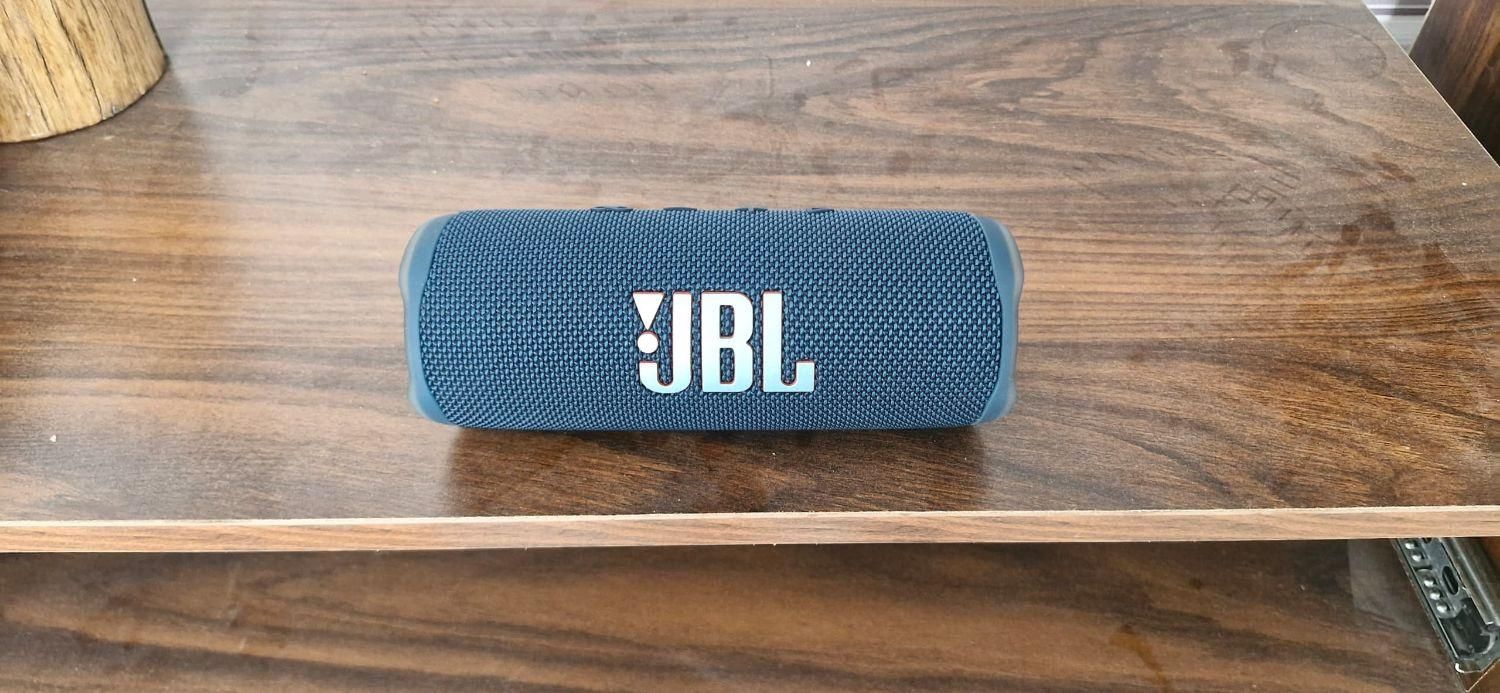 اسپیکر جی بی ال jbl مدل charge 5 و flip 6|پخش‌کننده همراه|تهران, نعمت‌آباد|دیوار