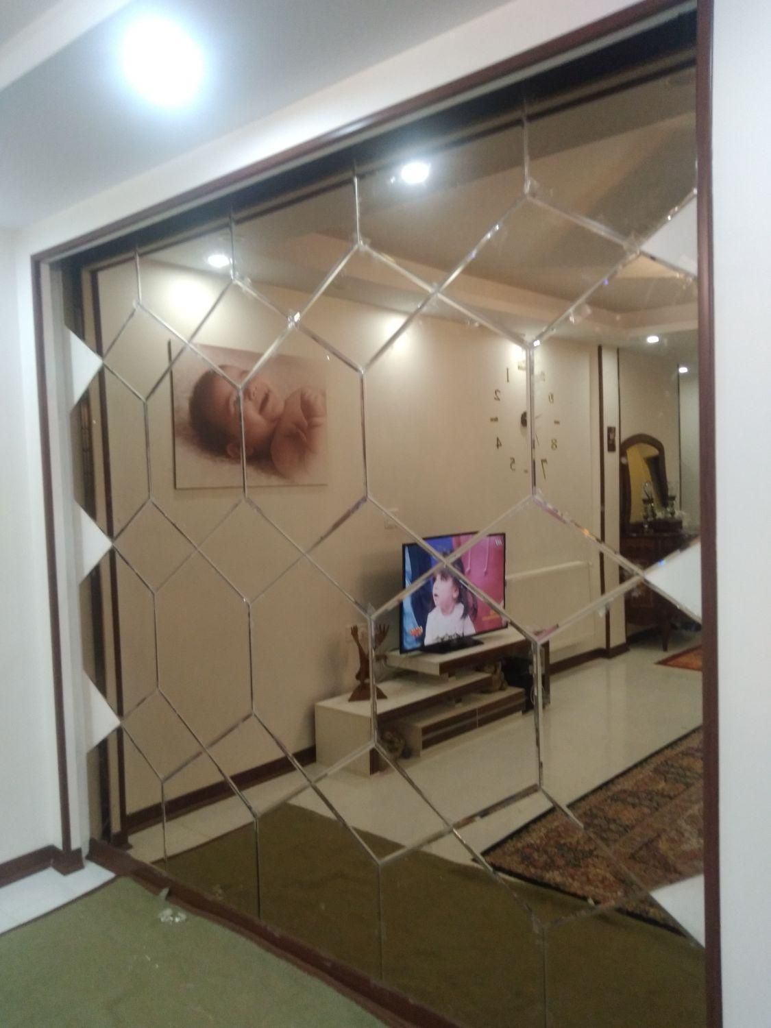 شیشه بری آینه کاری دکوراتیو پی وی سی توری دفرمه|خدمات پیشه و مهارت|بومهن, |دیوار