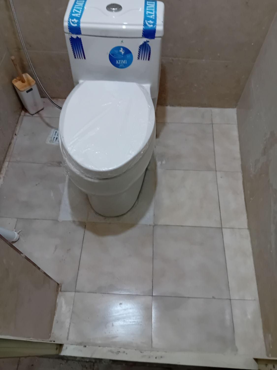 تعویض کاسه توالت بازسازی کف وخرده کاری کل تهران|خدمات پیشه و مهارت|تهران, فلسطین (میدان انقلاب)|دیوار