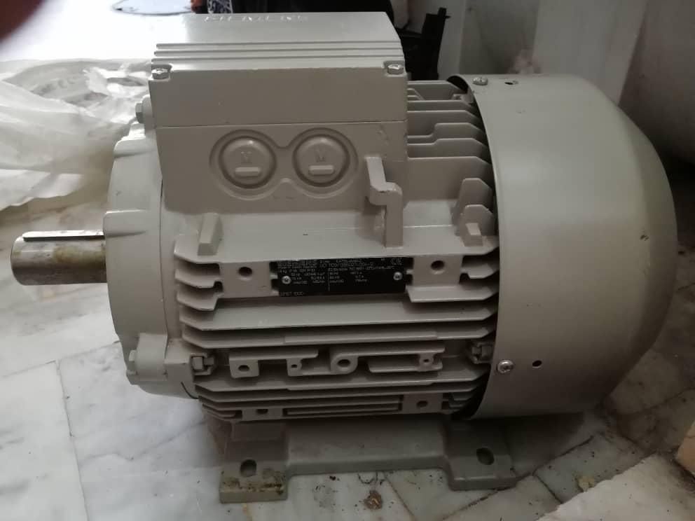 بورس خریدفرو دستگاه جوش  سنگبرموتوربرق|ماشینآلات صنعتی|تهران, امیرآباد|دیوار