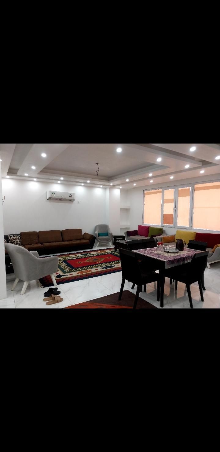 اجاره مبله دوخوابه نوساز بسیار تمیز با پارکینگ|اجارهٔ کوتاه‌مدت آپارتمان و سوئیت|بندرعباس, |دیوار
