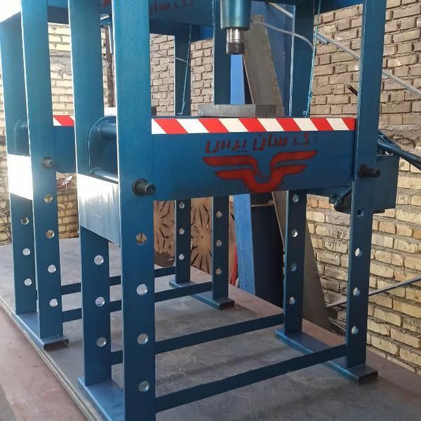 دستگاه پرس هیدرولیک ساخت اصفهان|ماشینآلات صنعتی|یاسوج, |دیوار