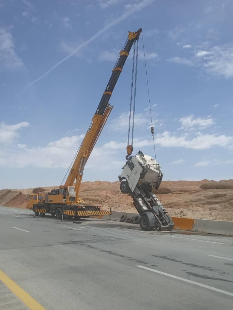 جرثقیل سبک و سنگین|خدمات حمل و نقل|آبیک, |دیوار