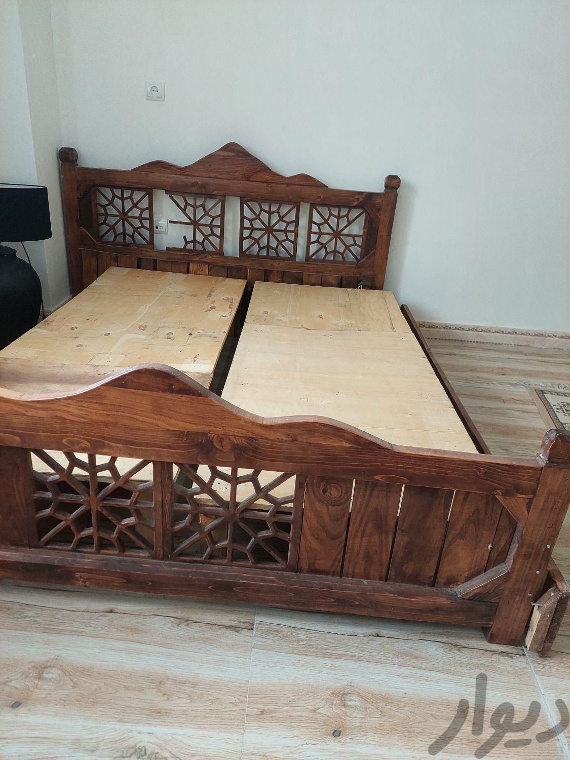تخت خواب دو نفره چوبی|تخت و سرویس خواب|صفادشت, |دیوار