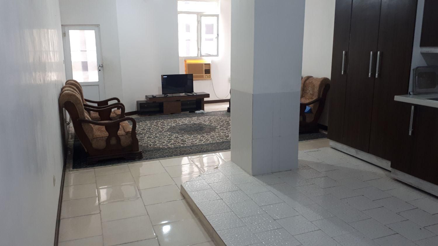 منزل مبله.سوئیت.واحدرفاهی.اجاره روزانه.خانه رفاهی|اجارهٔ کوتاه‌مدت آپارتمان و سوئیت|بندرعباس, |دیوار