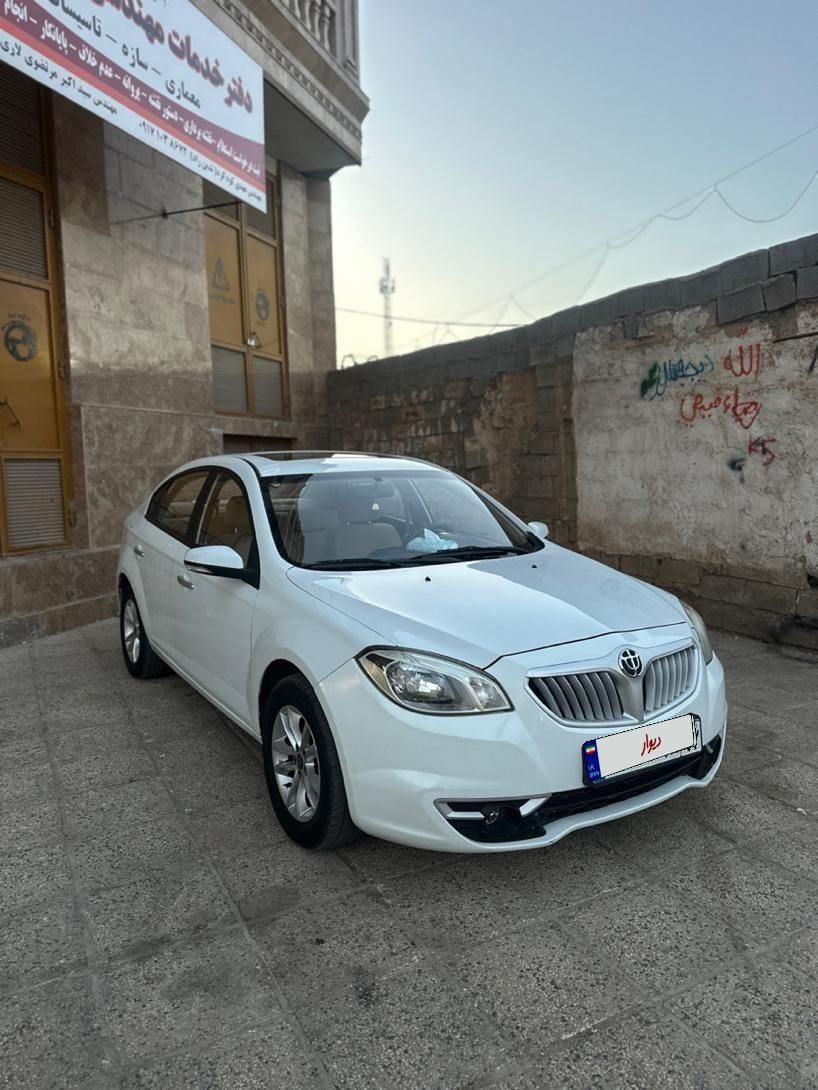 برلیانس H330 اتوماتیک 1500cc، مدل ۱۳۹۵ سفید فابریک|خودرو سواری و وانت|شیراز, شهرک فرزانگان|دیوار