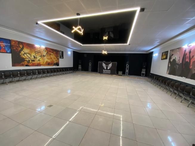 اجاره باغ همراه dj|خدمات پذیرایی، مراسم|کرمان, |دیوار