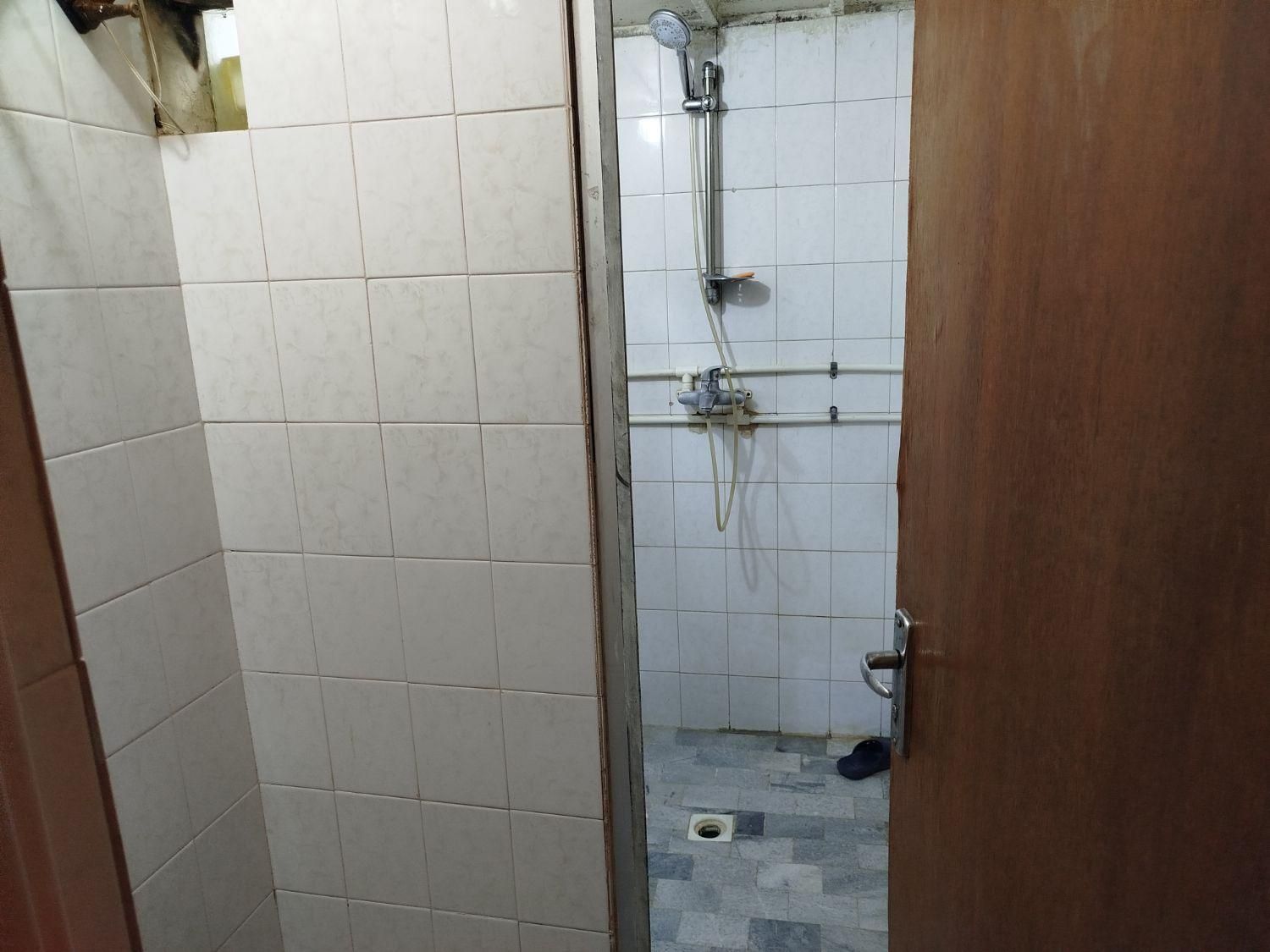 منزل سوییت دربست حیاطدار پارکینگ 4عدد 210متر|اجارهٔ کوتاه‌مدت آپارتمان و سوئیت|همدان, |دیوار