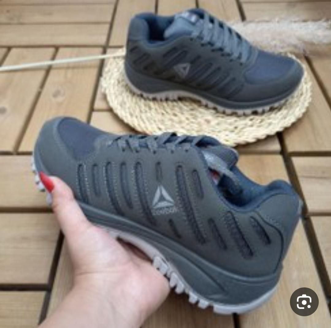 اسپرت مردانه (Reebok) خوش پا|کیف، کفش، کمربند|اصفهان, مصلی|دیوار