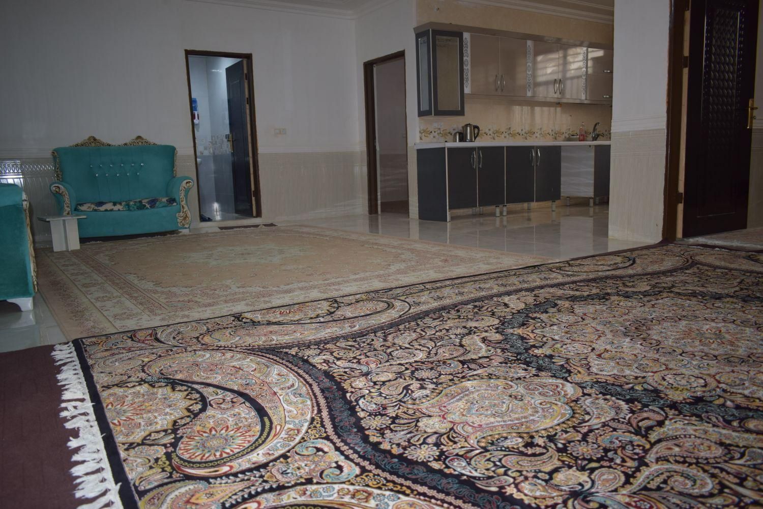 اپارتمان دوخوابه مبله تازه ساخت دارای پارکینگ|اجارهٔ کوتاه‌مدت آپارتمان و سوئیت|چابهار, |دیوار