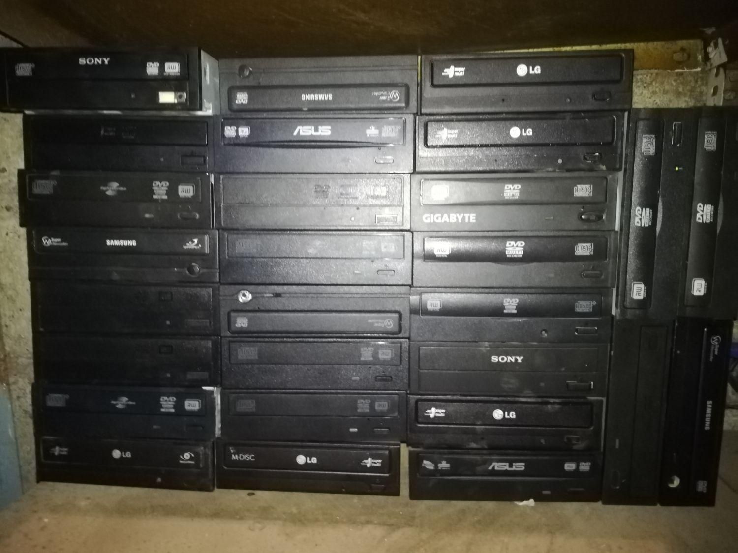 خریدار کامپیوتر قدیمی و قطعات اوراقی و خراب|رایانه رومیزی|رشت, فلسطین|دیوار