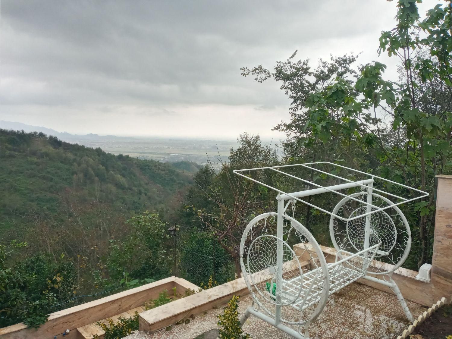 ویلا جنگلی و رویایی دربست  مستقیم مالک دونفر تخفیف|اجارهٔ کوتاهمدت ویلا و باغ|املش, |دیوار