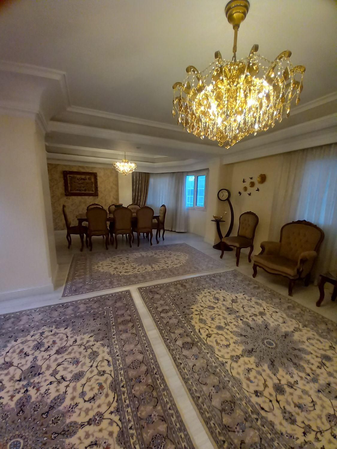 دولت، بلوارکاوه، 200متر، 4خواب، جشنواره ای از نور|فروش آپارتمان|تهران, درب دوم|دیوار