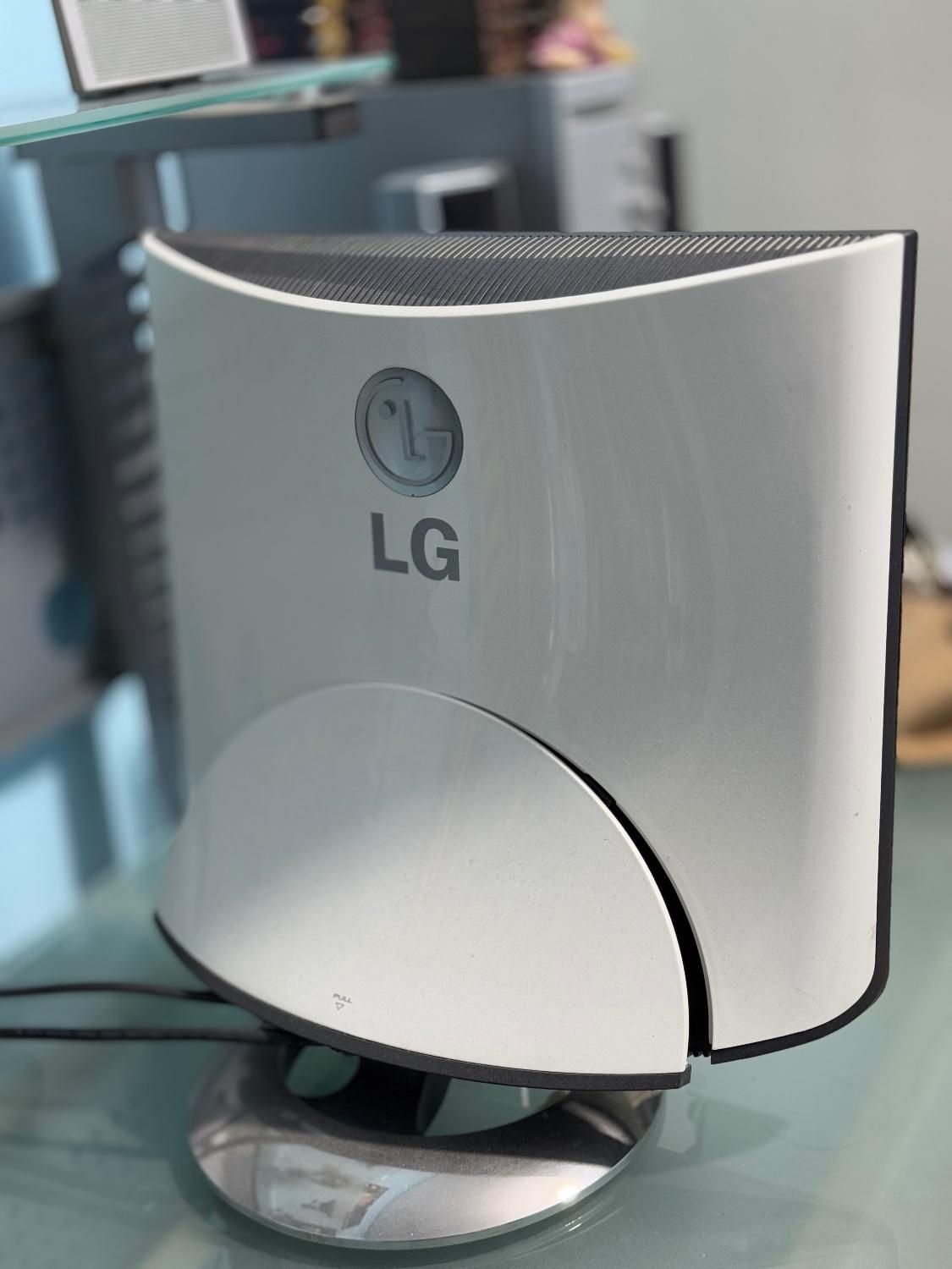 مانیتور ال جی مدل LG L1740P|قطعات و لوازم جانبی رایانه|مشهد, نرگس|دیوار