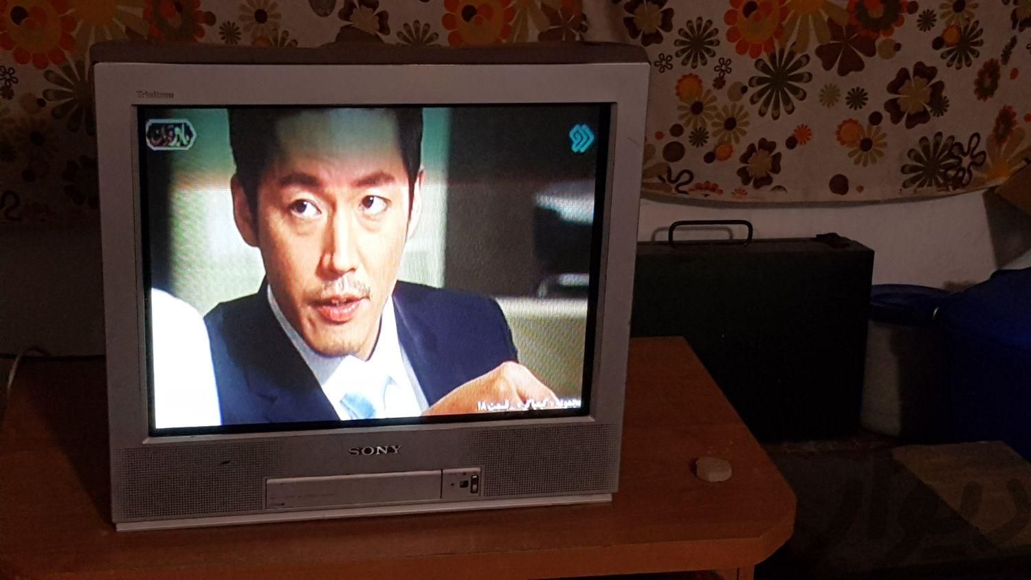 تلویزیون سونی ۲۱ اینچ اصل ژاپن|تلویزیون و پروژکتور|مشهد, مهرآباد|دیوار