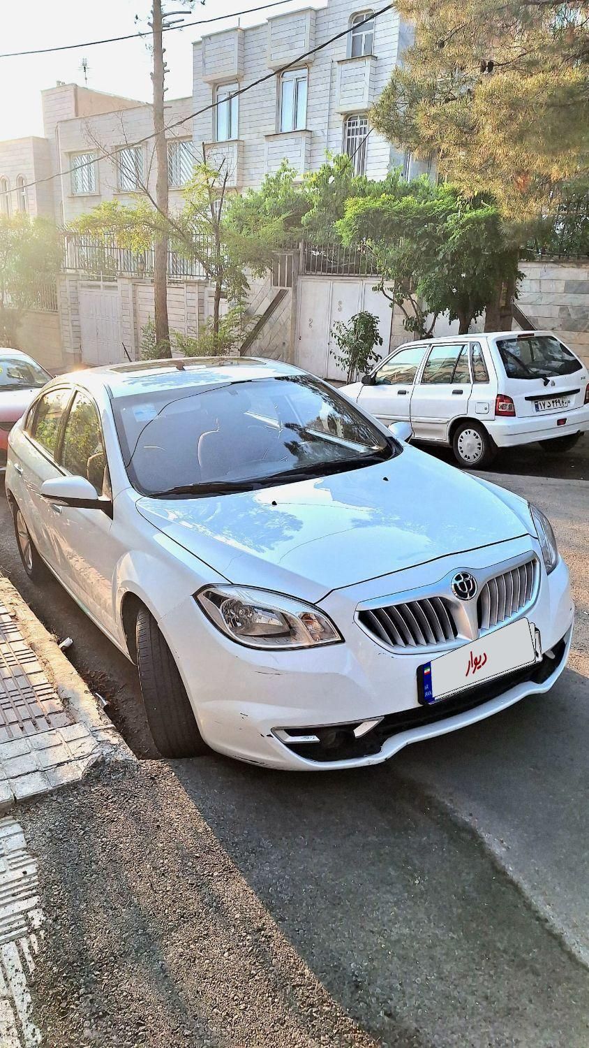 برلیانس H330 اتوماتیک 1500cc، مدل ۱۳۹۶|خودرو سواری و وانت|کرج, شهرک امام رضا|دیوار