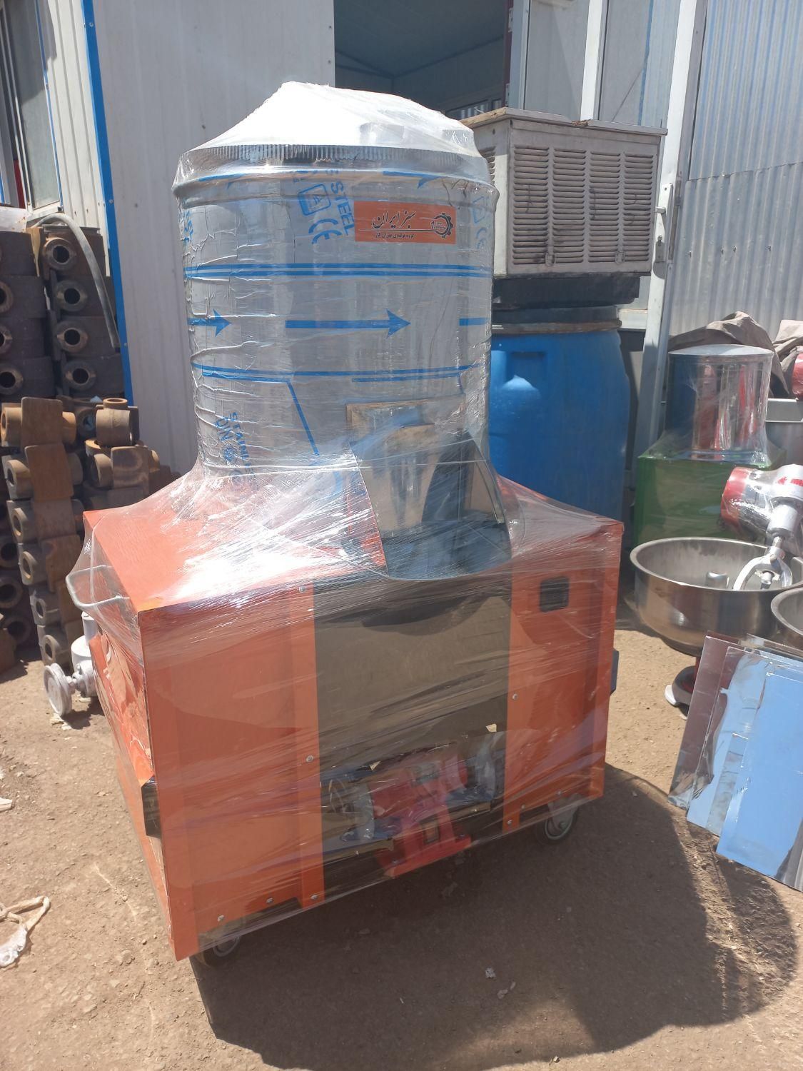 سبزی خردکن hdخمیرکن گیر+ ربگیر هفتصد کیلویی|فروشگاه و مغازه|کرمان, |دیوار