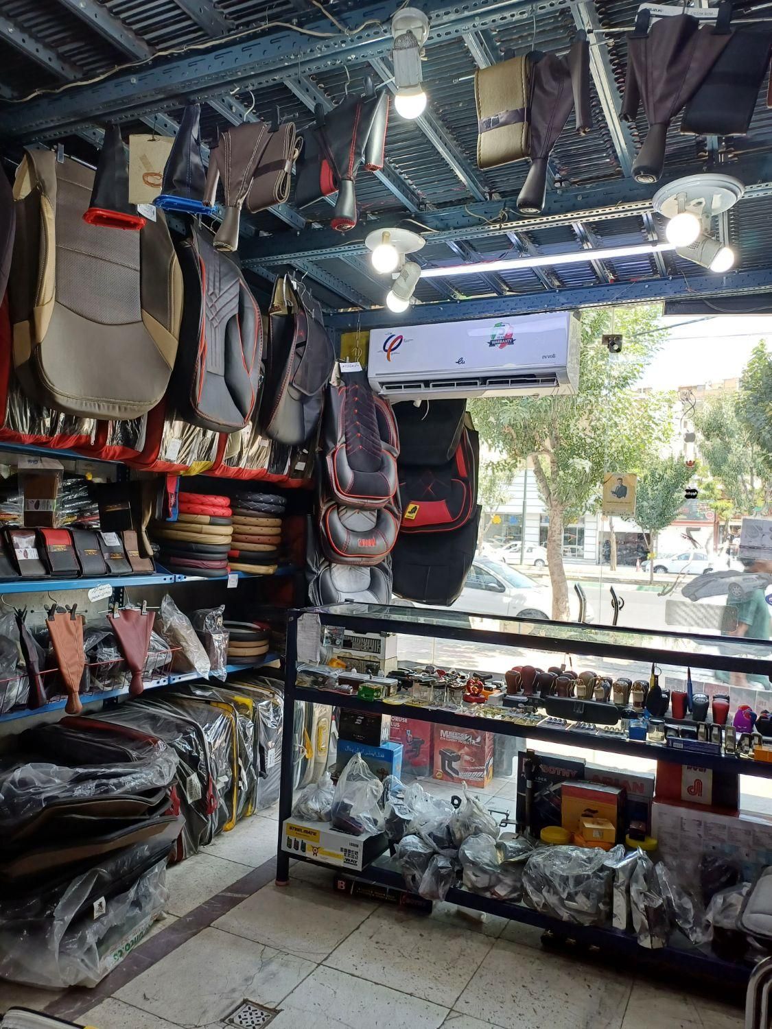 فروش مغازه ۲۴ کف ۷متر بالکن بربهشتی. لوکیشن عالی|فروش مغازه و غرفه|کرج, گلشهر|دیوار