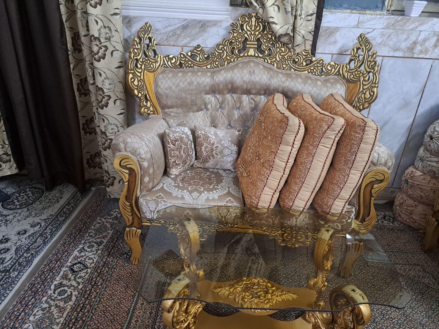 مبل سلطنتی ۷ نفره|مبلمان خانگی و میز عسلی|سراوان, |دیوار