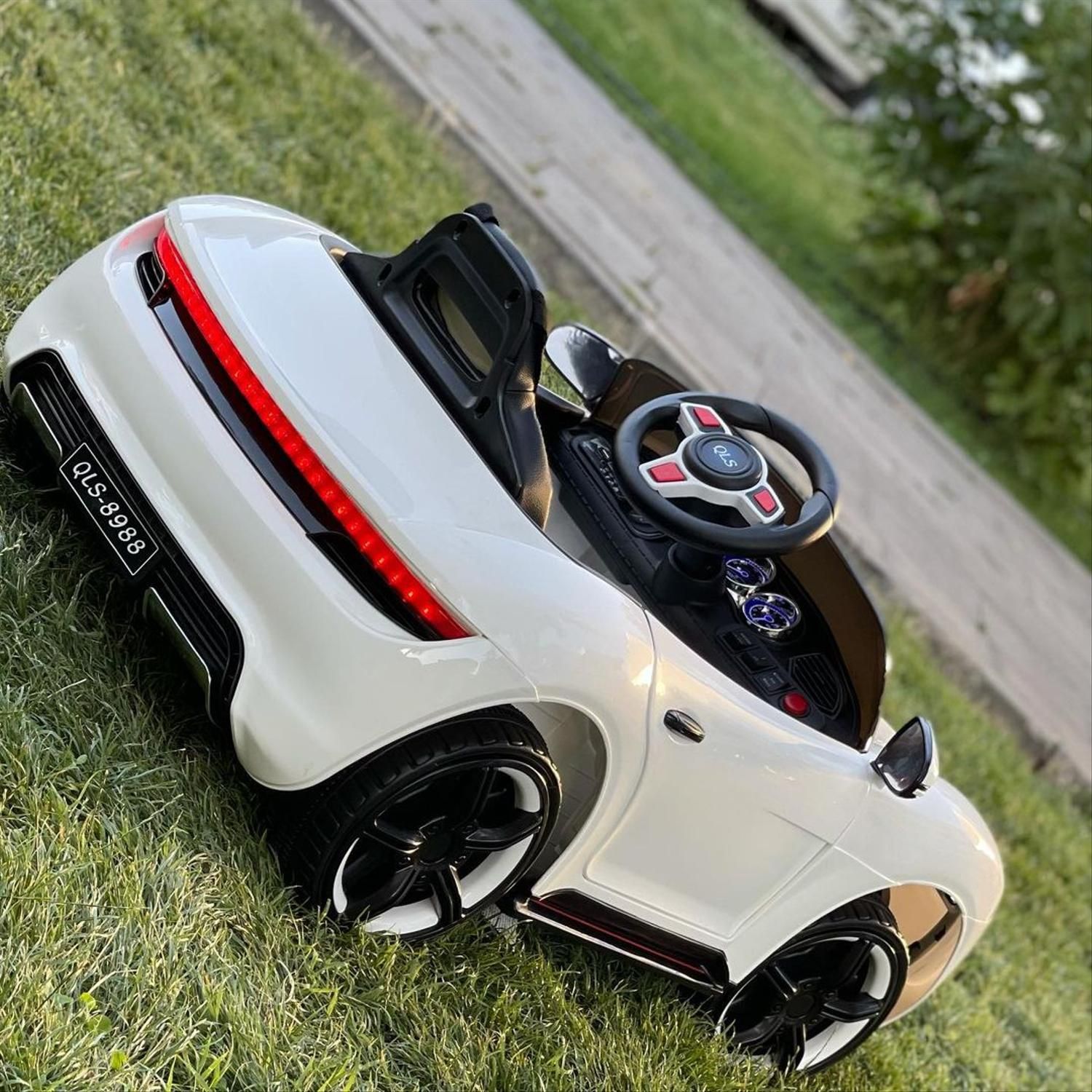 ماشین شارژی پورشه|اسباب‌بازی بچه|کرمانشاه, |دیوار