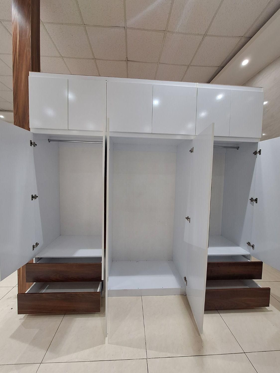 کمددیواری /کمددیواری دورنگ مدرن جای رختخواب و لباس|جاکفشی، کمد، دراور|فردیس, شهرک وحدت|دیوار