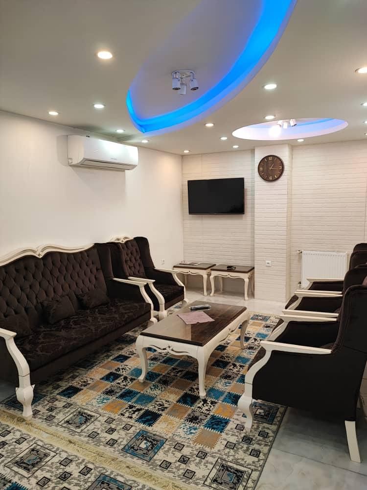 اجاره ویلا استخردار شیک داخل شهر رشت|اجارهٔ کوتاه‌مدت ویلا و باغ|رشت, نامجو|دیوار
