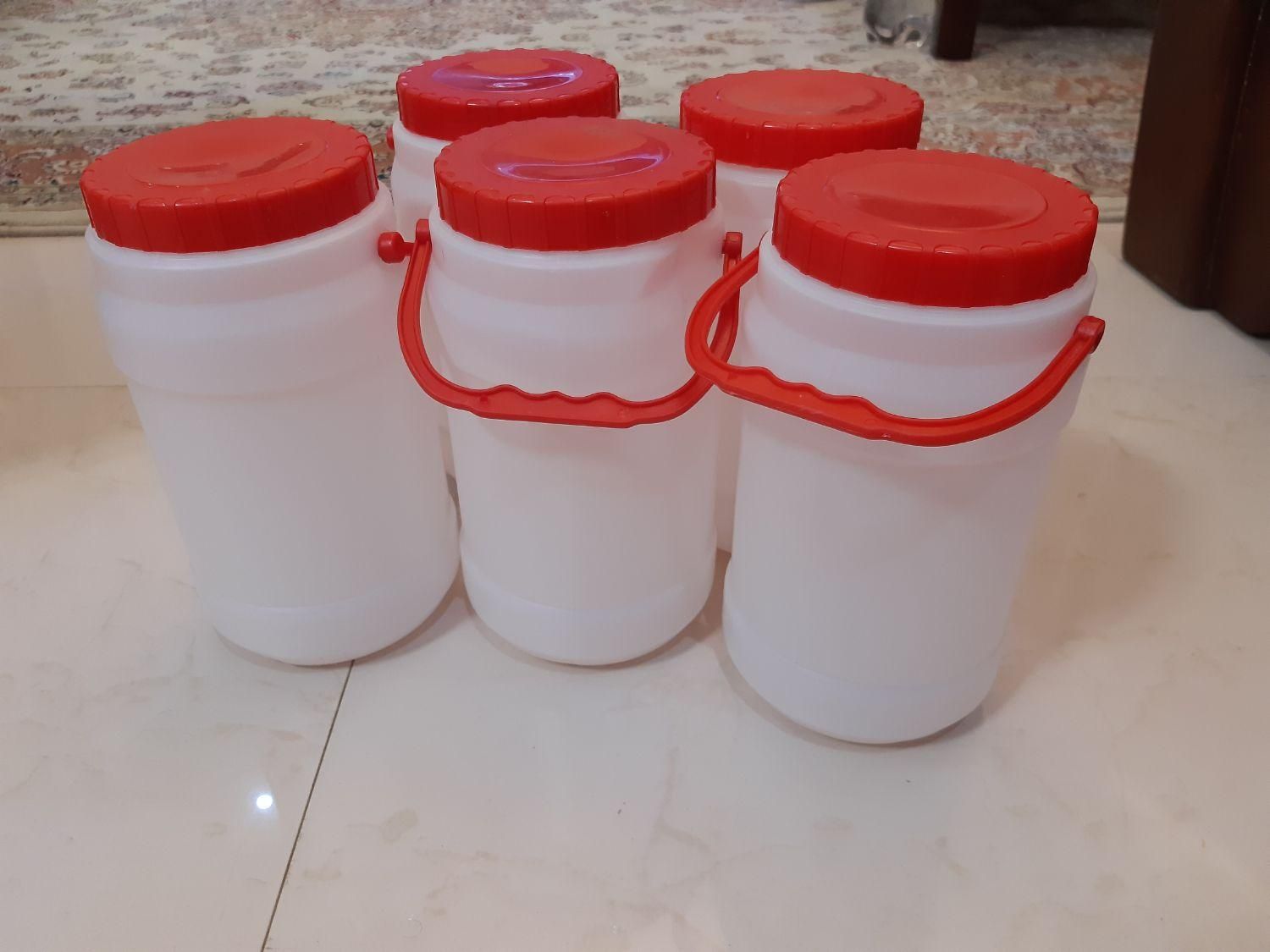 دبه حدود ۳۰ عدد|ظروف نگهدارنده، پلاستیکی، یک‌بارمصرف|رشت, دیلمان|دیوار