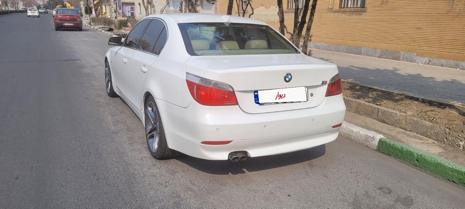 بی‌ام‌و سری 5 سدان 520i، مدل ۲۰۰۶ ترخیص ۲۰۰۸|خودرو سواری و وانت|تهران, آذری|دیوار