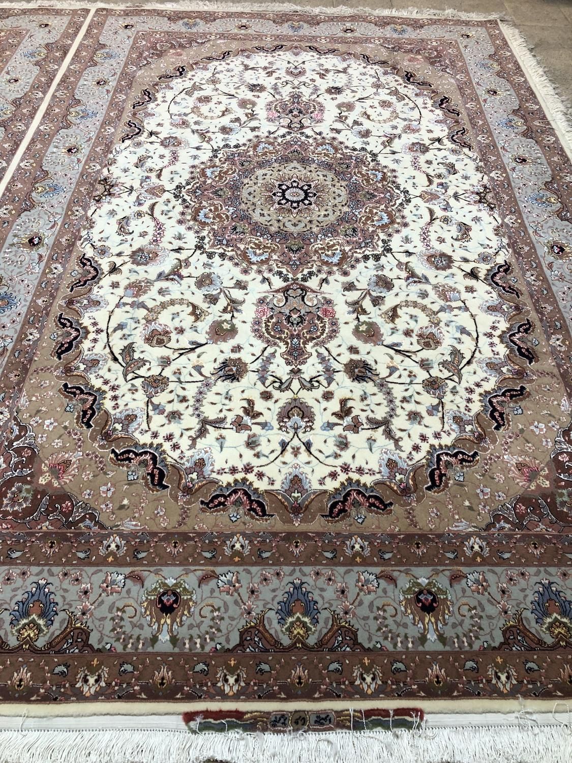 (فرش فرزین)جفت۶ متری نقشه شیوا۵۰رج،چله ابریشم|فرش|تبریز, |دیوار