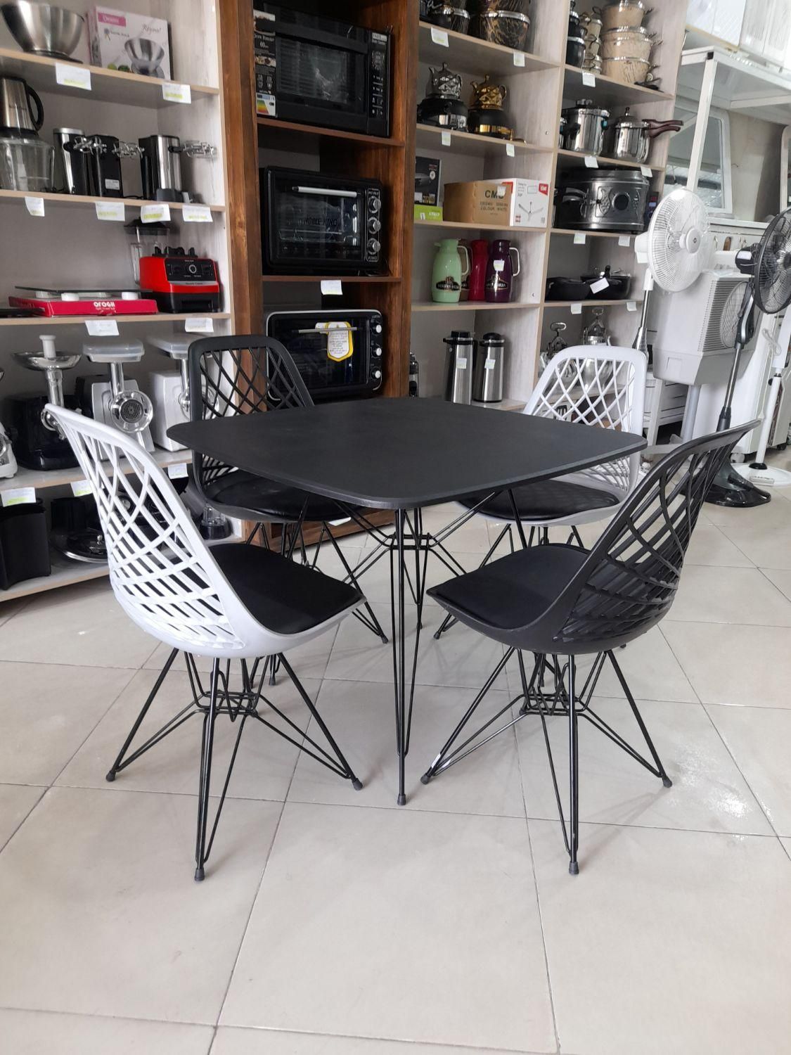 میز و صندلی پایه فلز اسپایدر،فست فود * اثاث مارکت|میز و صندلی غذاخوری|سیرجان, |دیوار