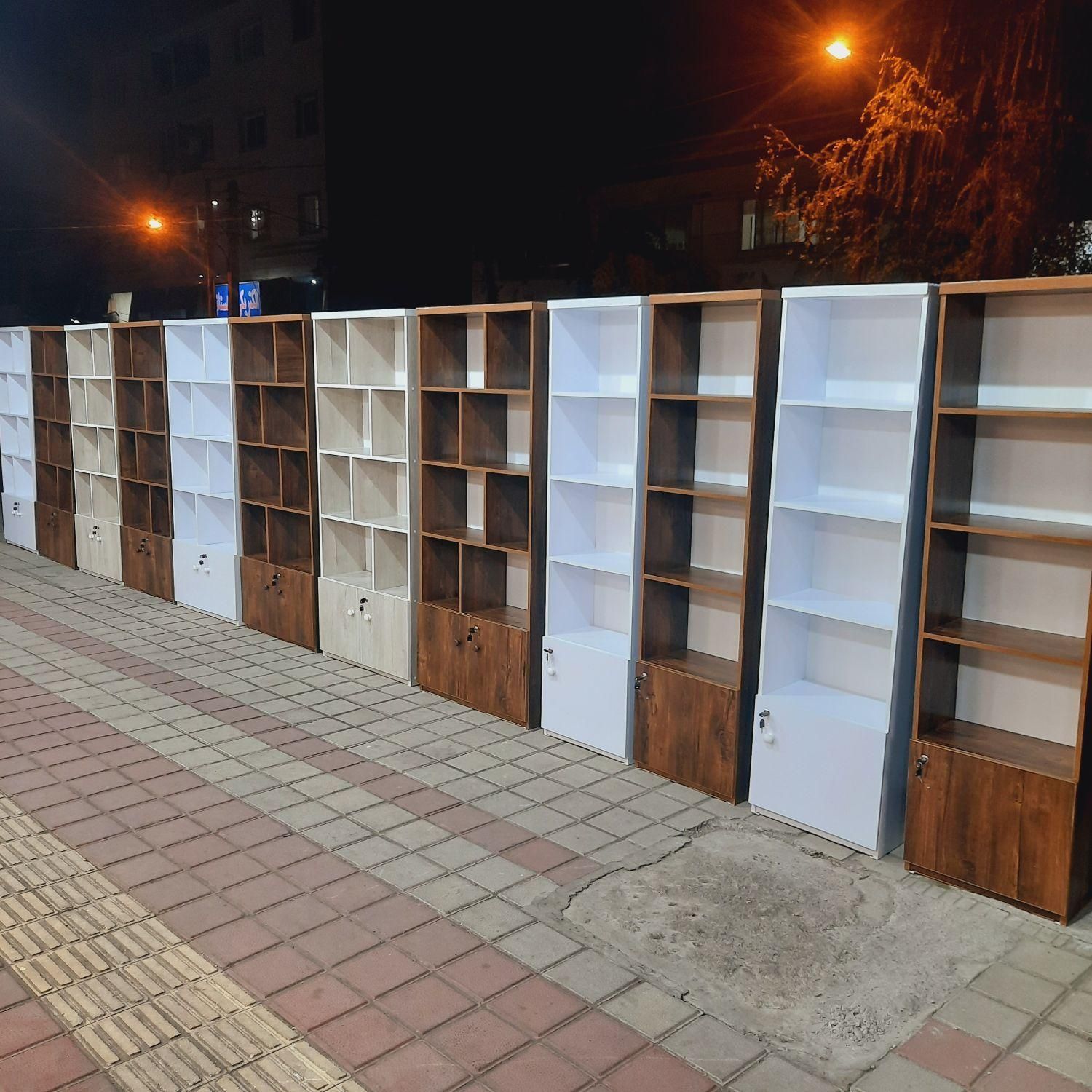 کتابخانه ۸۰|کتابخانه، شلف، قفسه‌های دیواری|رشت, آزادگان|دیوار