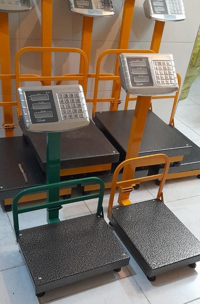 ترازو باسکول ۶۰ کیلویی ۱۵۰ کیلویی ۳۰۰ کیلویی تاشو|فروشگاه و مغازه|هشتگرد, |دیوار