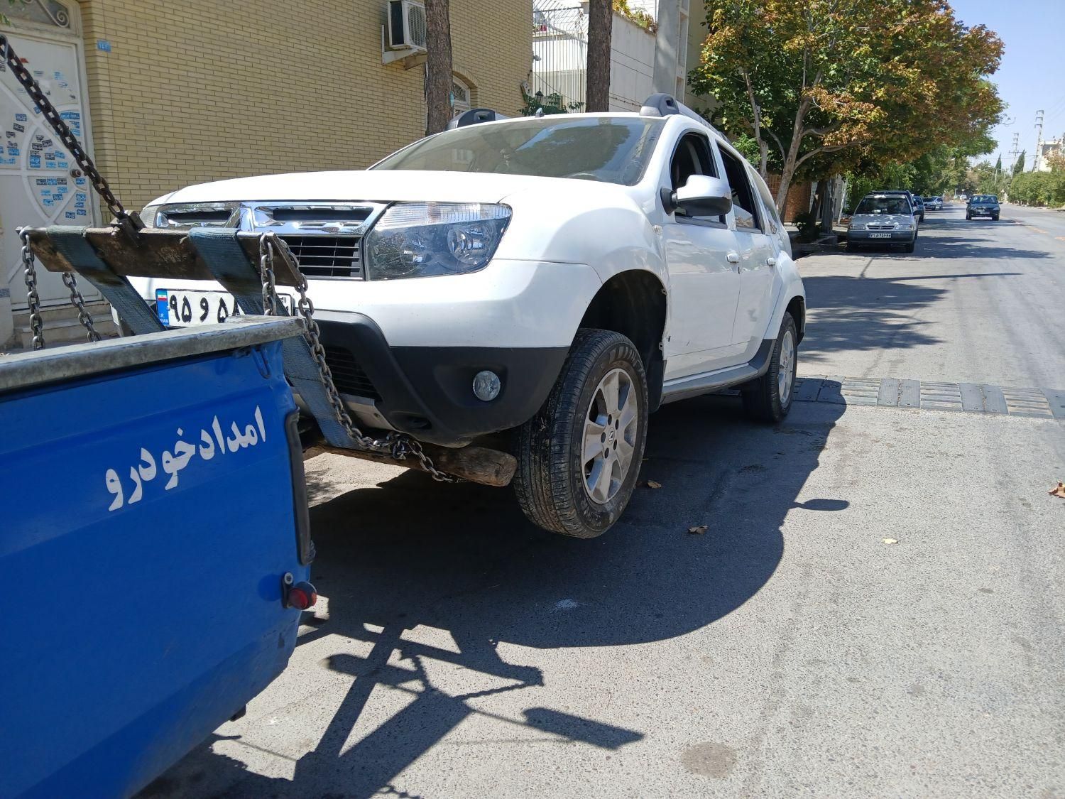 امداد خودرو جرثقیل یدک کش۲۴ساعت فرهنگ شهرتاچارا|خدمات حمل و نقل|شیراز, معالی‌آباد|دیوار