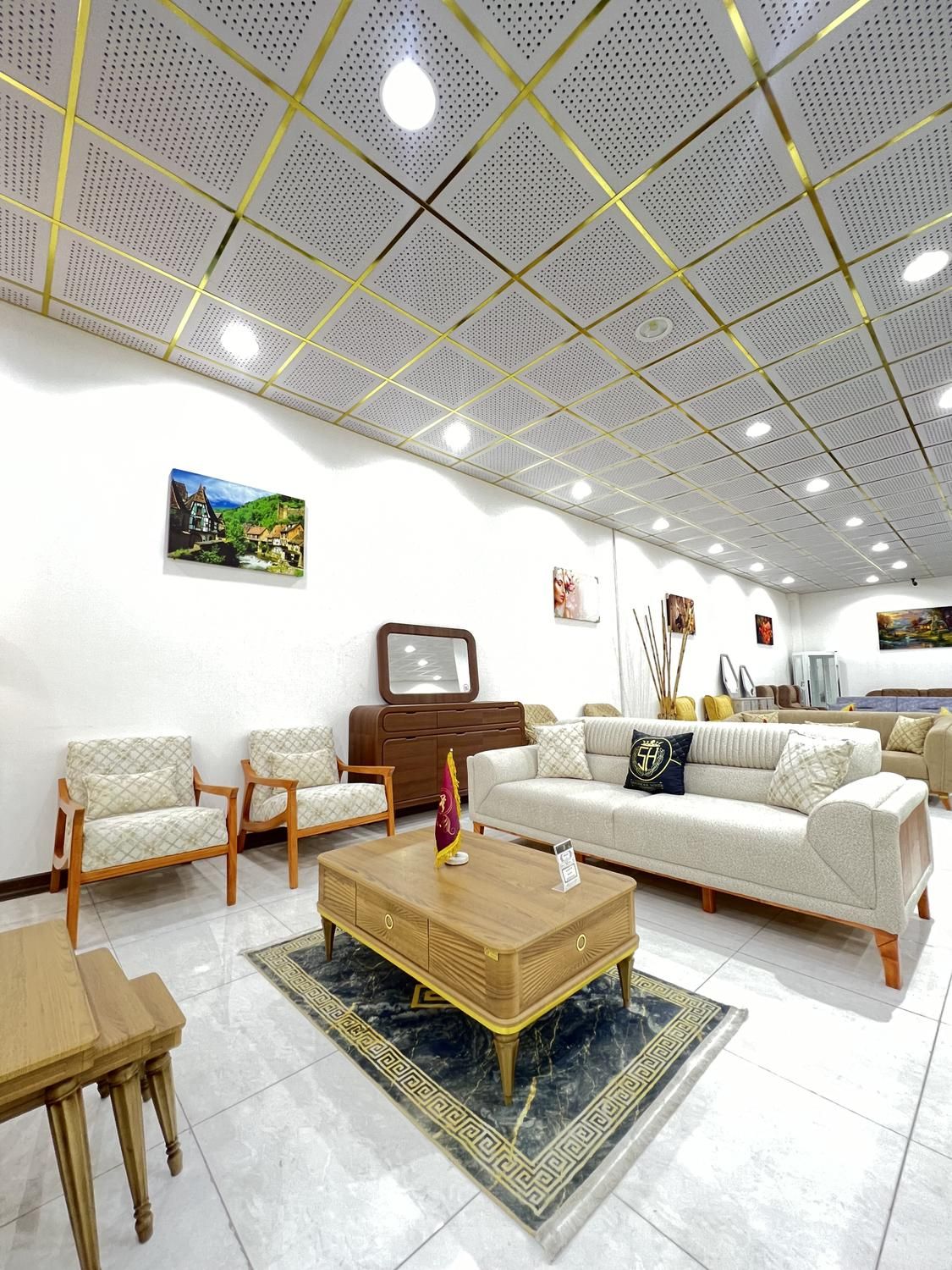 مبل مینیمال برلین - سرای شاهکار|مبلمان خانگی و میز عسلی|یزد, |دیوار