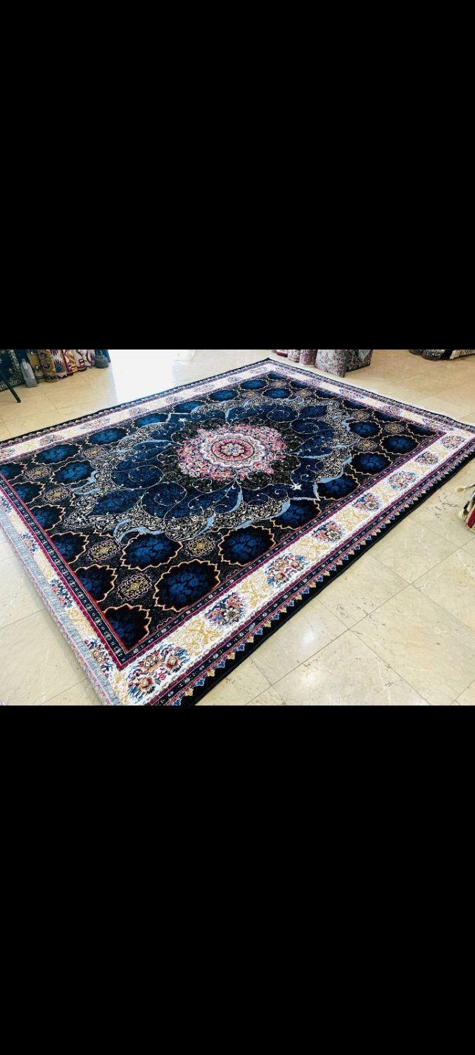 فرش زاینده|فرش|اصفهان, سنبلستان|دیوار