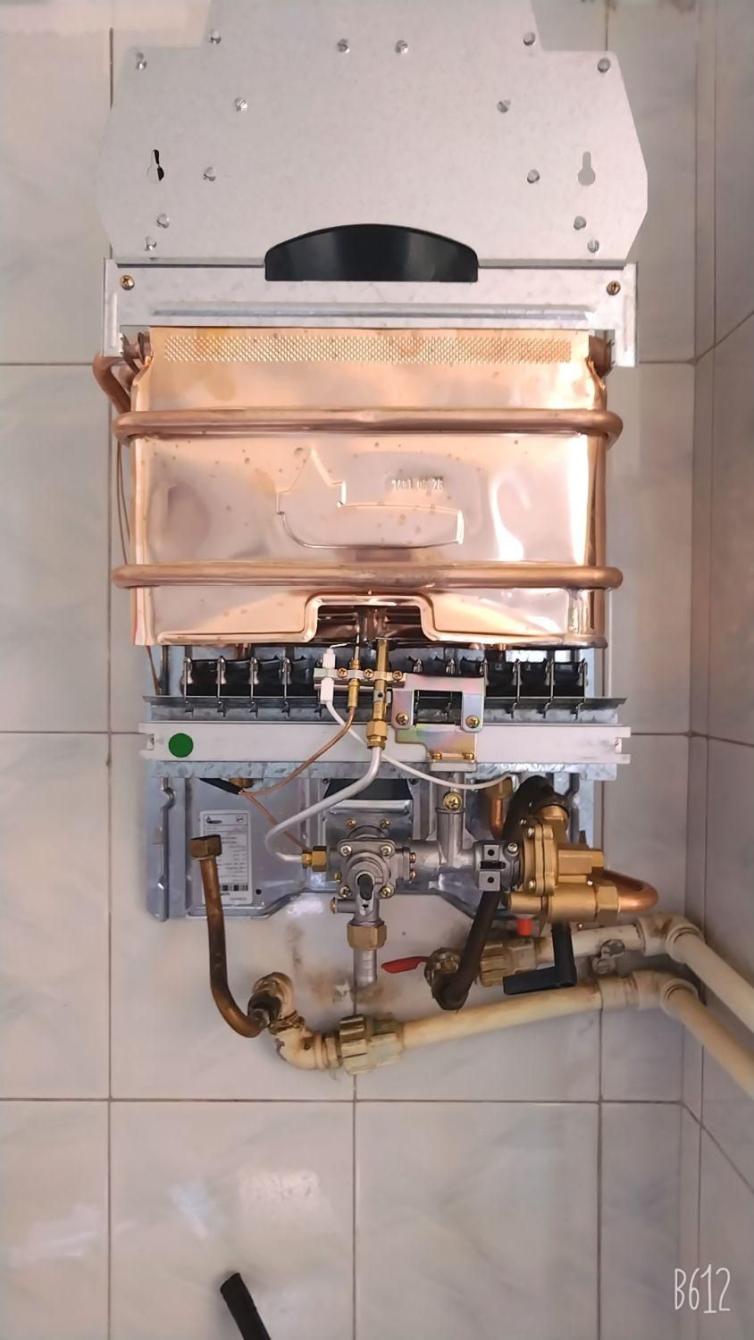 تعمیر و سرویس انواعِ آبگرمکن دیواری|خدمات پیشه و مهارت|اسلام‌شهر, |دیوار