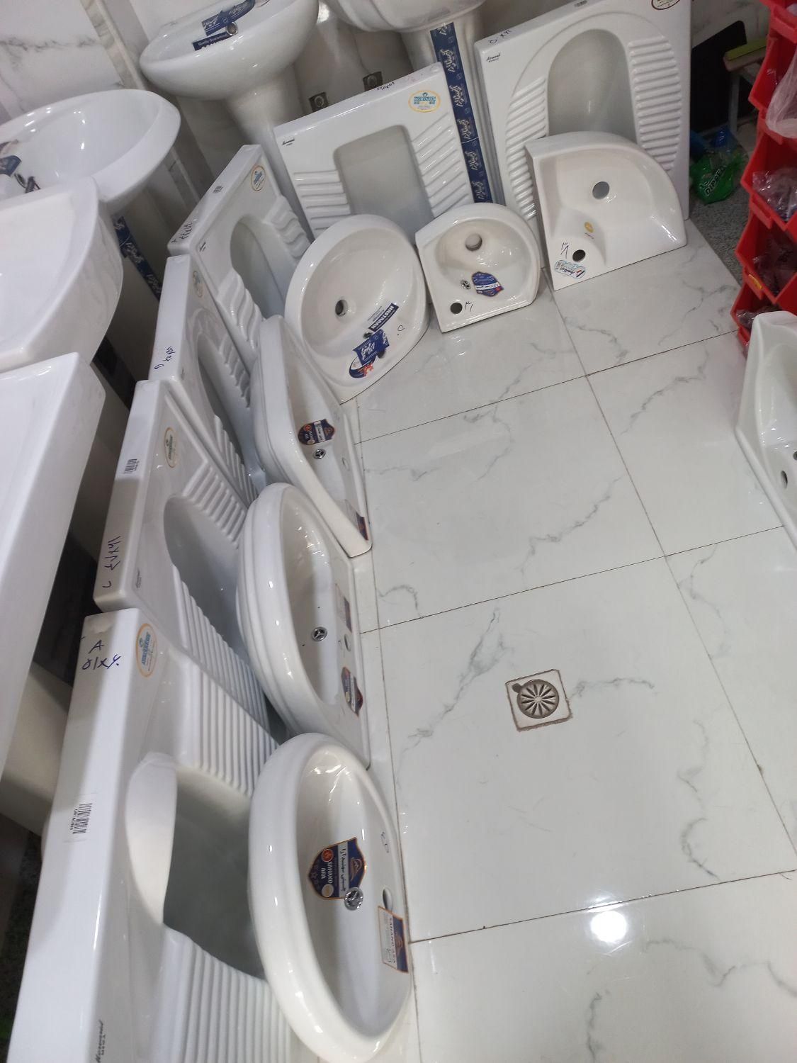 توالت ایرانی وفرنگی آرمیتاژ(مروارید) سیار پلاستیکی|لوازم سرویس بهداشتی|ساوه, |دیوار