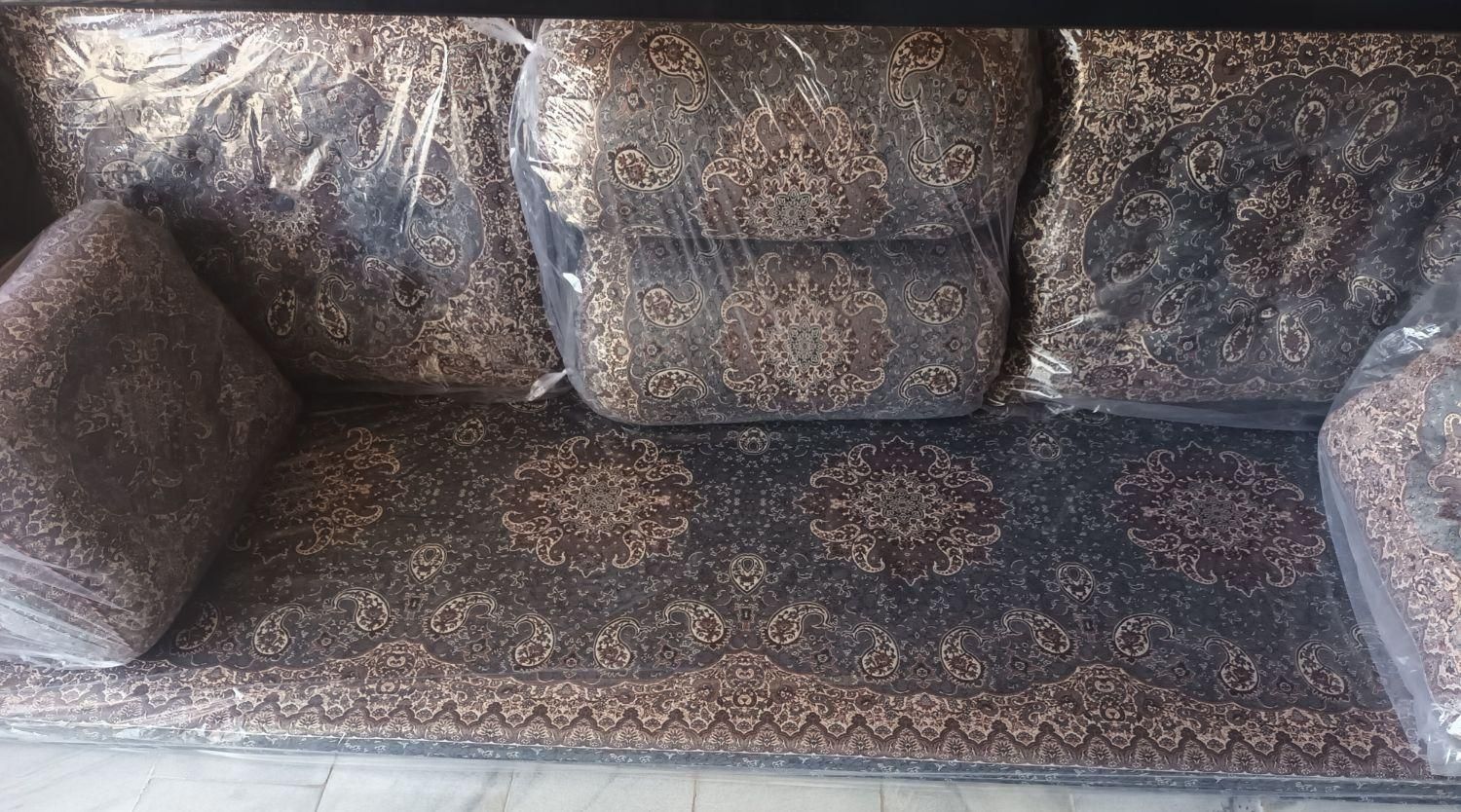 شاه نشین نقش نیلوفر|پشتی|یزد, |دیوار