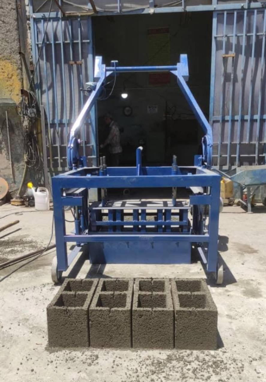 دستگاه بلوک زنی چهارقالبه دستگاه بلوک زن چهار تایی|ماشین‌آلات صنعتی|اهواز, آریاشهر|دیوار