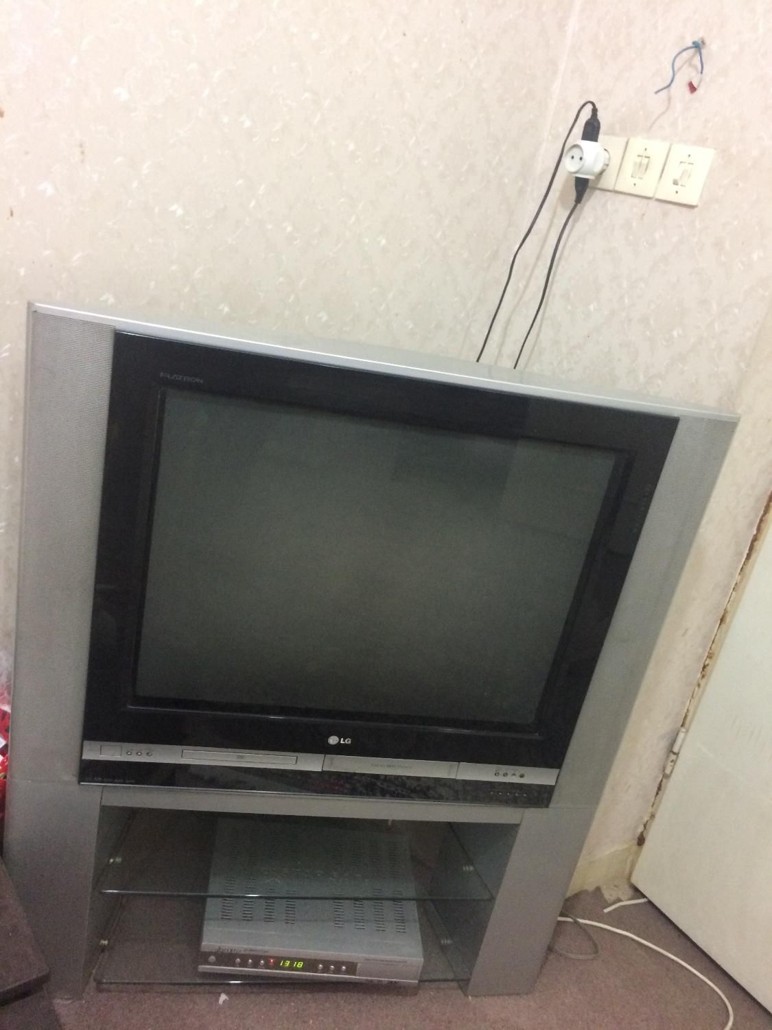 تلویزیون LG|تلویزیون و پروژکتور|اهواز, زندوکیلی|دیوار