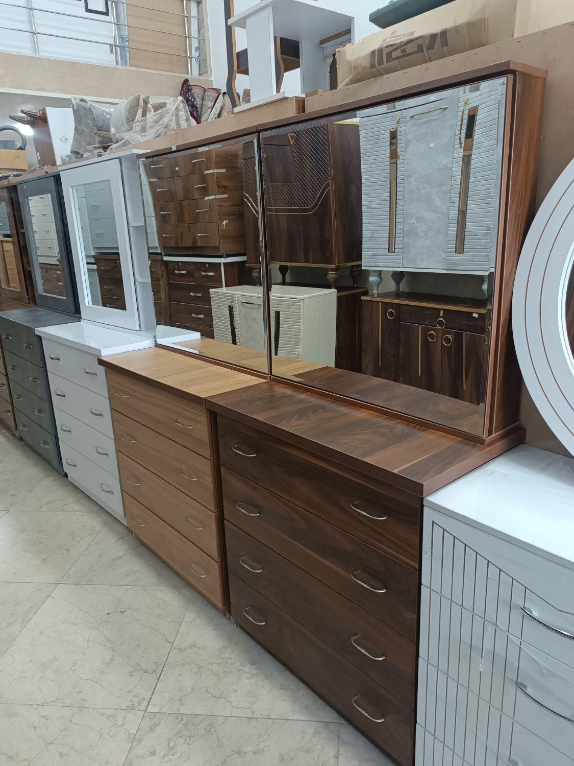 فروش انواع کمد و میز ارایش و دراور|جاکفشی، کمد، دراور|بابلسر, |دیوار