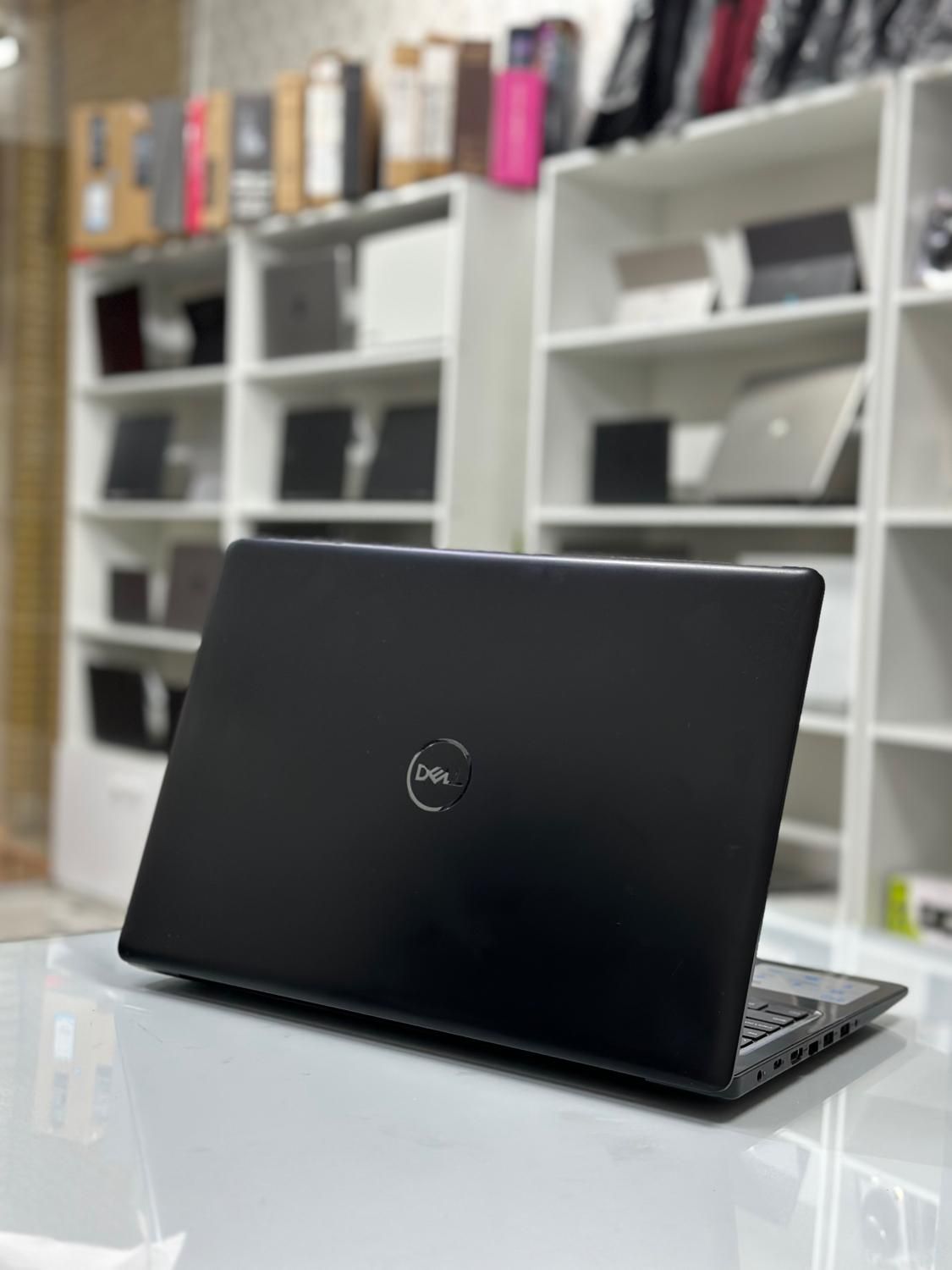 لپ تاپ دل i7 نسل ۸ گرافیک ۴ گیگ(گارانتی کتبی)|رایانه همراه|کاشان, معلم|دیوار