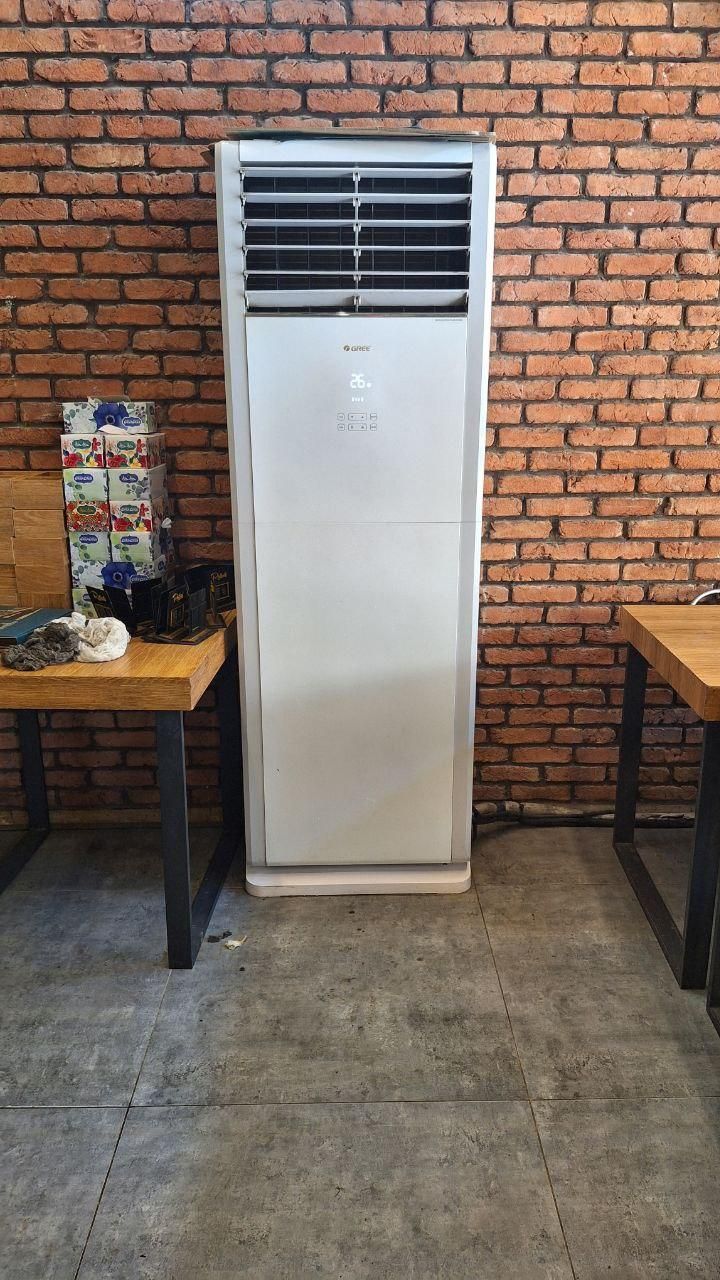 خدمات نصب اسپیلت تعمیرات اسپلیت لوله کشی کولرگازی|خدمات پیشه و مهارت|شیراز, باهنر|دیوار