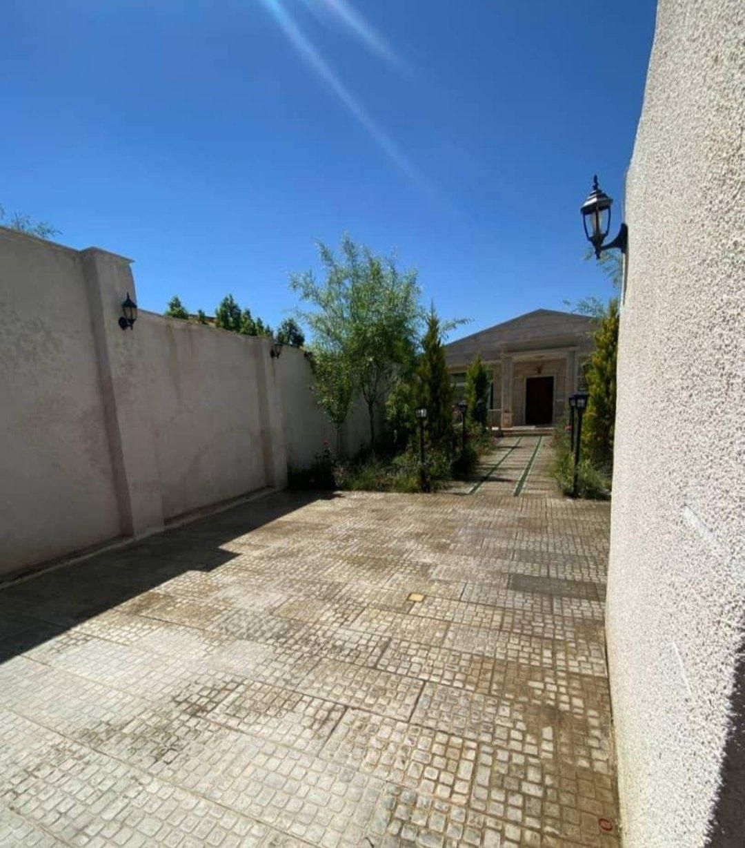 باغ ویلا با استخر آبگرم امشب خالی|اجارهٔ کوتاه‌مدت ویلا و باغ|مشهد, وکیل‌آباد|دیوار