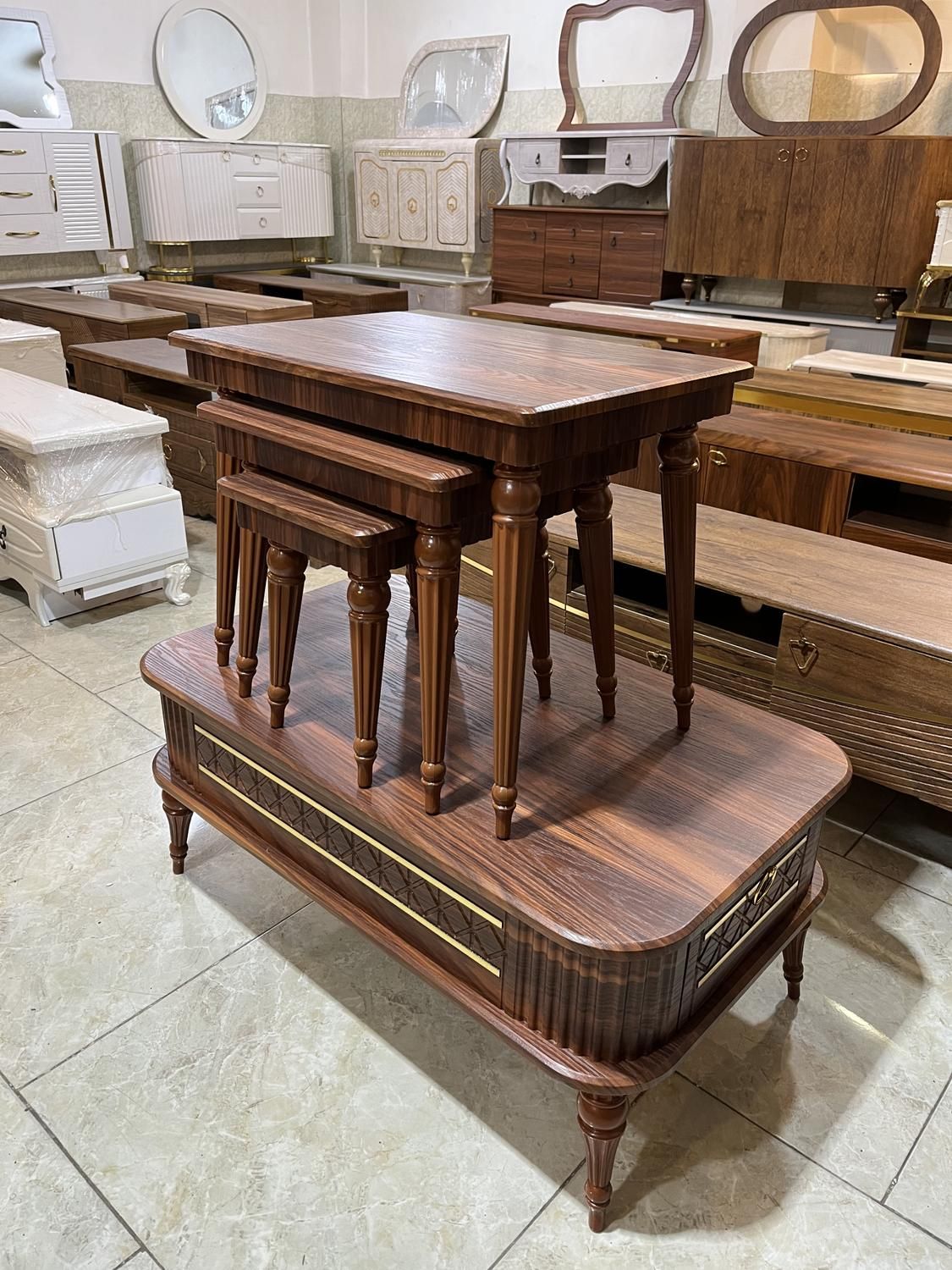 جلو مبلی جلومبلی گلایل|مبلمان خانگی و میز عسلی|تبریز, |دیوار