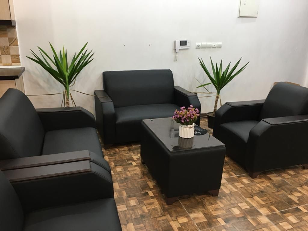 مبلمان اداری لونا میز صندلی کنفرانس|دفتر کار|تهران, نعمتآباد|دیوار