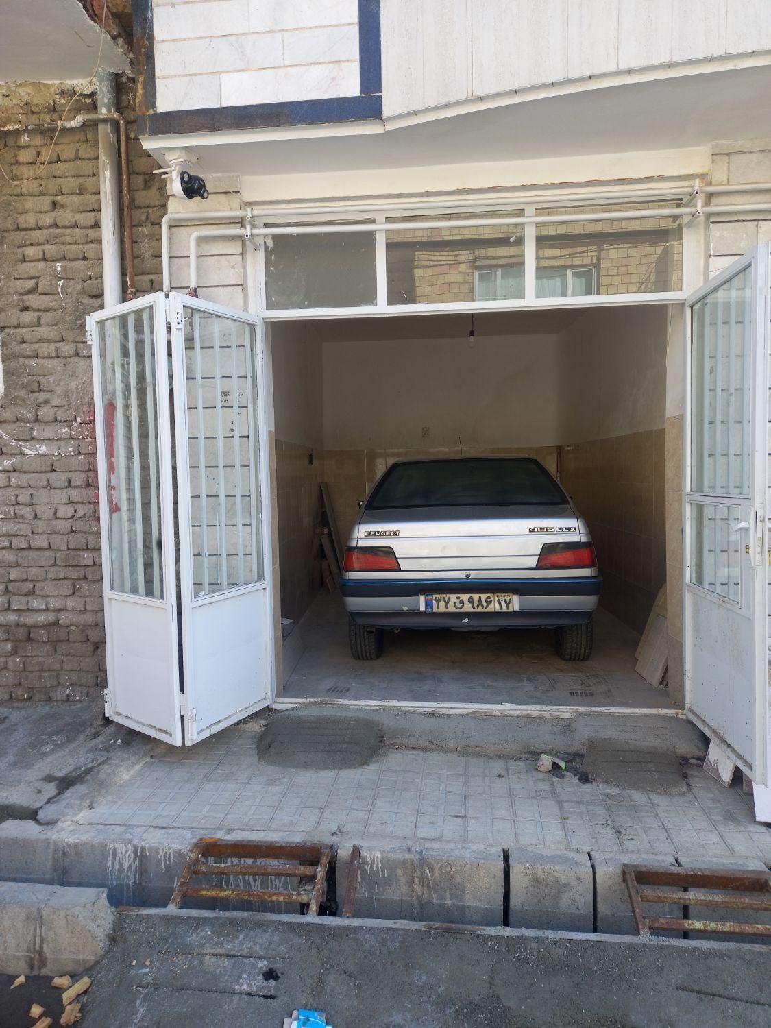 سوییت دربست تمیز و مناسب طبق عکس باپارکینگ|اجارهٔ کوتاه‌مدت آپارتمان و سوئیت|ارومیه, |دیوار