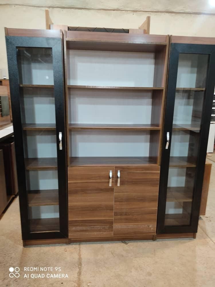 میز پرنیا اداری ال  / صندلی مدیریت/ مبلمان|دفتر کار|شیراز, ارم|دیوار