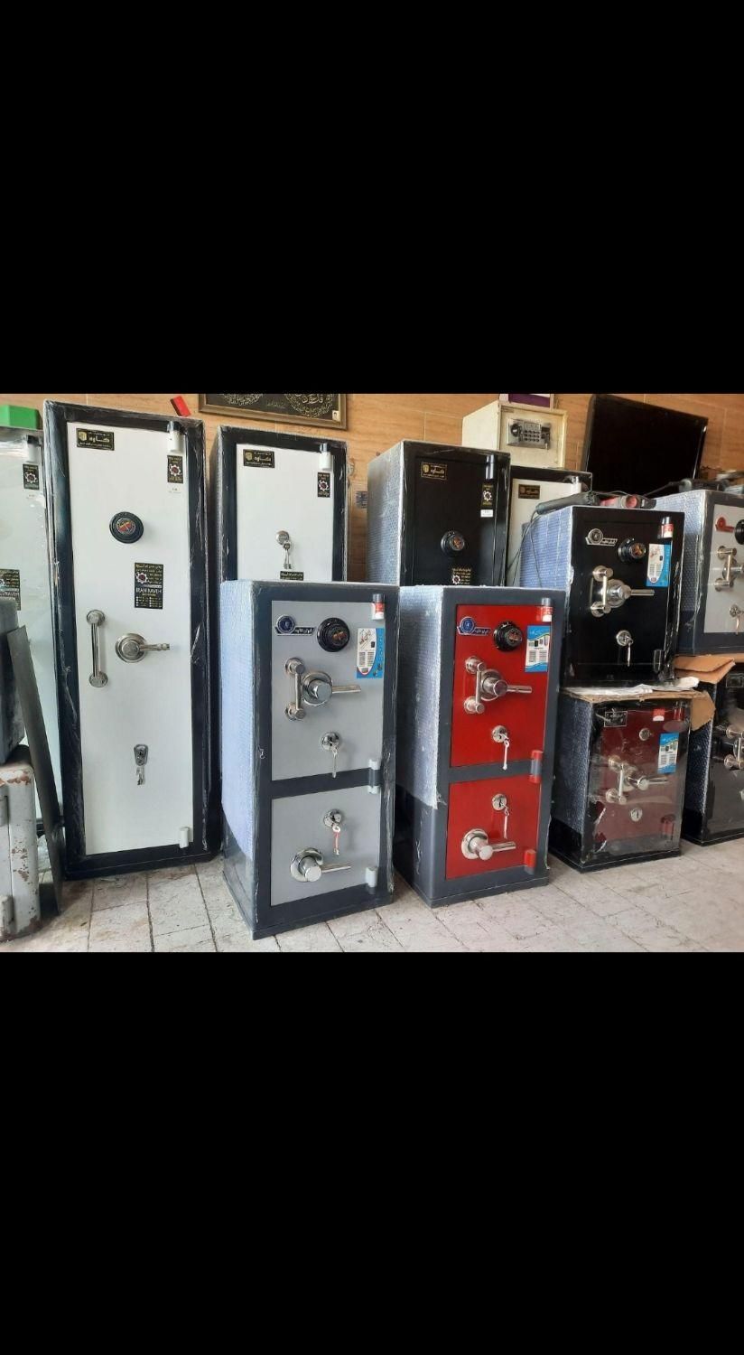 گاوصندوق مدل ۲۵۰ ایران کاوه اصل|ابزارآلات|مشهد, طرق|دیوار