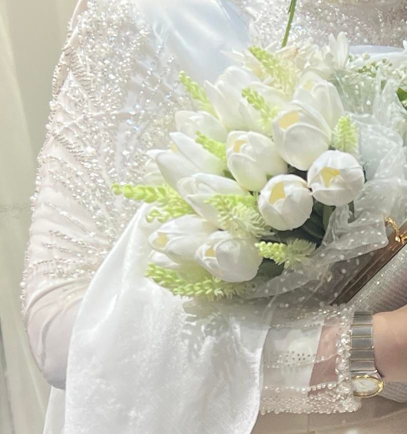 دسته گل عروس لاله لمسی وارداتی|گل مصنوعی|تهران, نازی‌آباد|دیوار